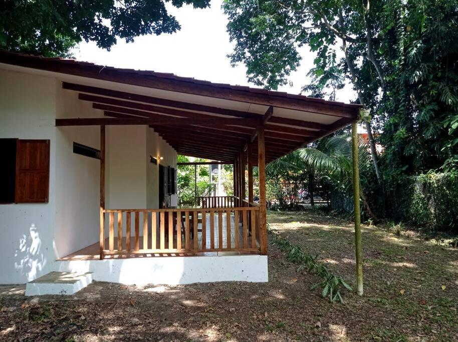 Green Papaya Villa Puerto Viejo de Talamanca Exterior photo
